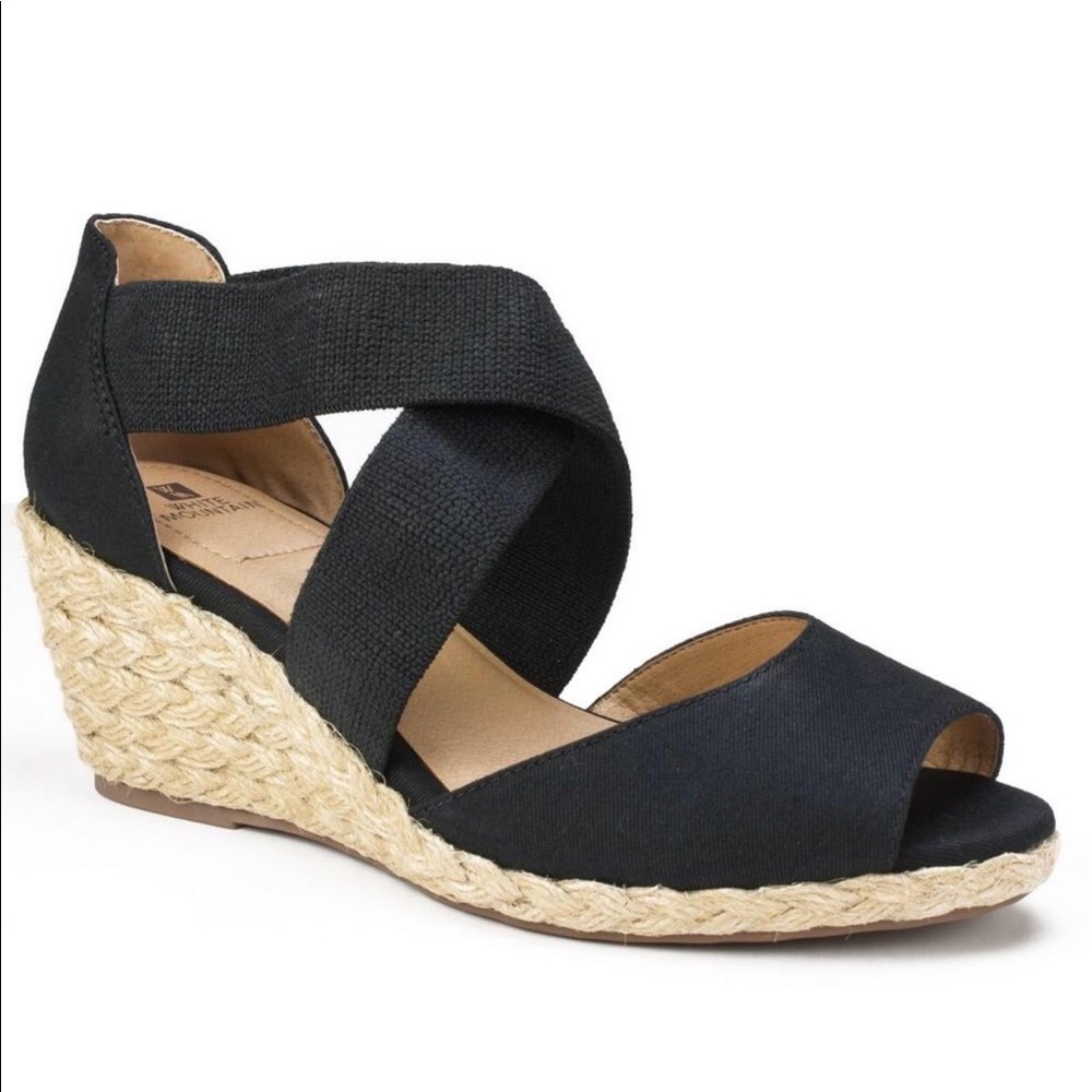 White Mountain Peep-toe espadrille wedge 8 1/2